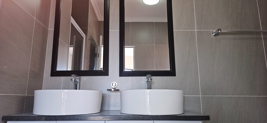 3 Bedroom Property for Sale in Wild Olive Estate Free State